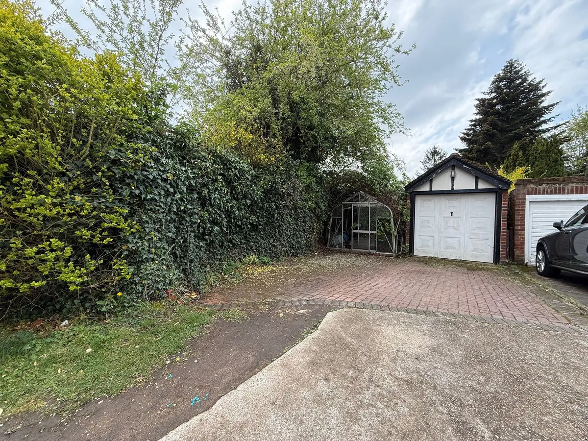 Harrow, HA5, photo 16