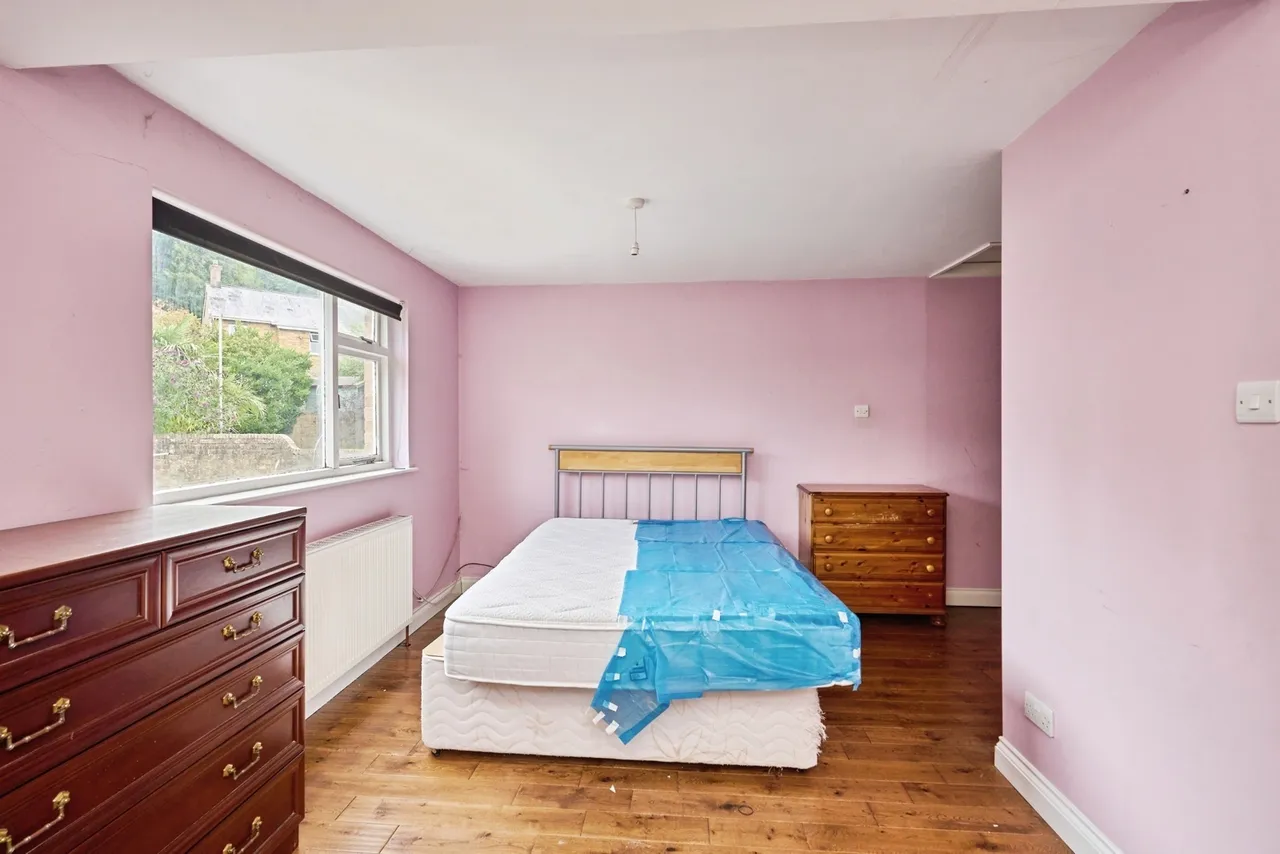 Castle Road, Newport, PO30, photo 9