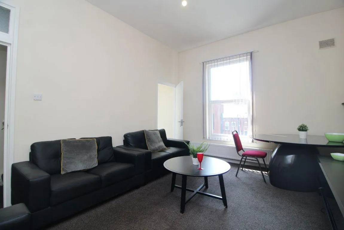 Wilkinson Street, S10, photo 3