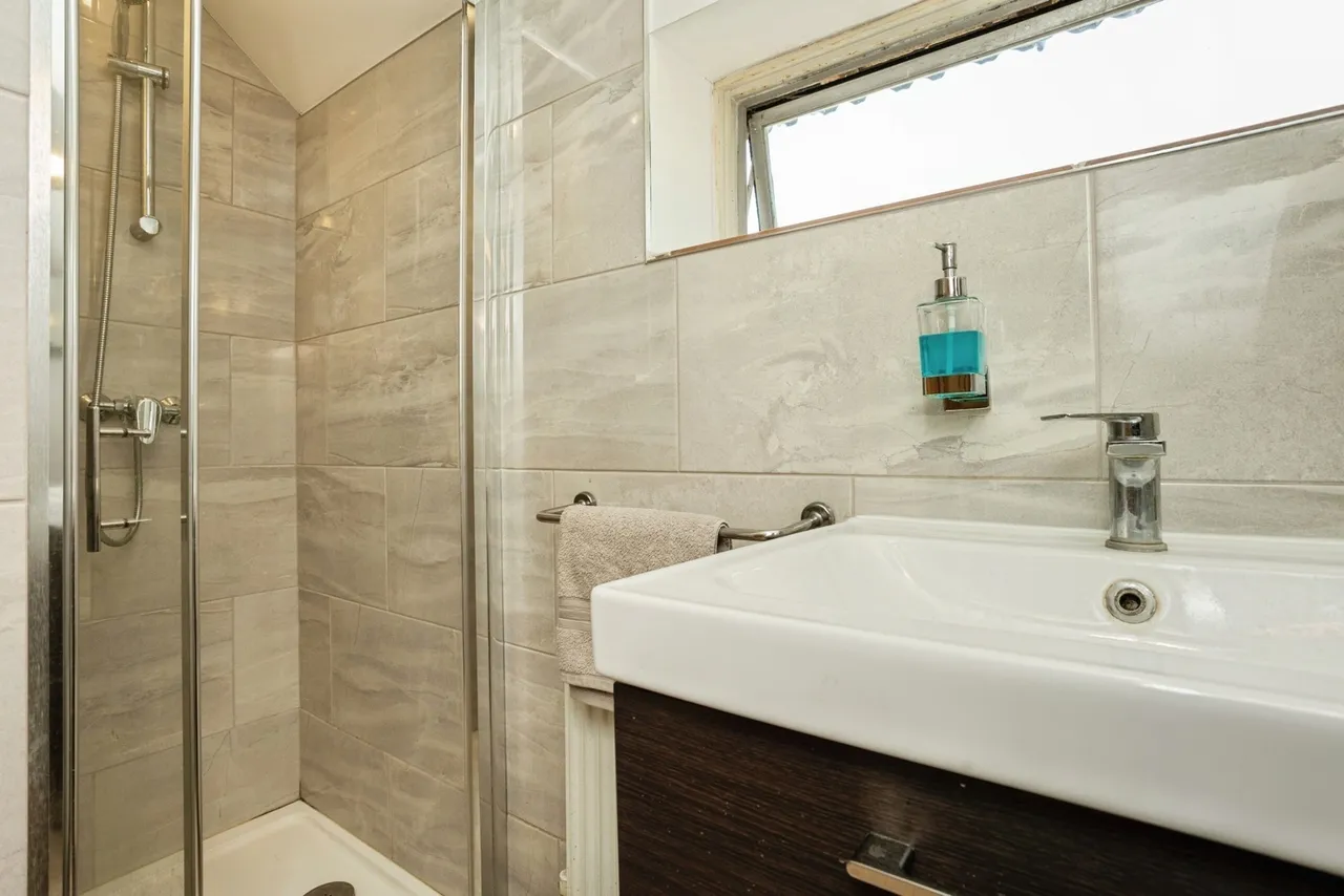 Outwoods Drive, Loughborough, LE11, photo 13