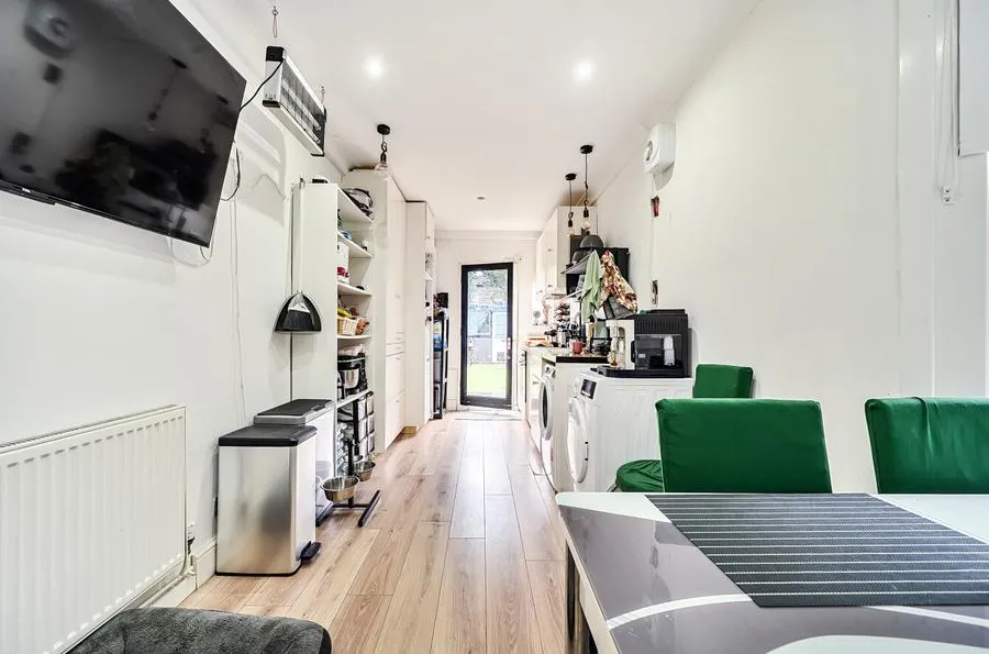 Burchell Road, London, E10, photo 9