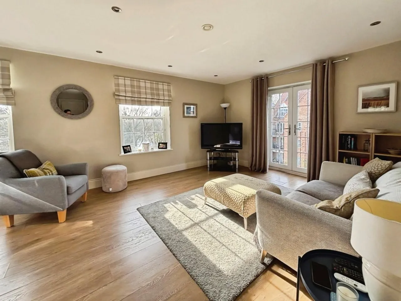 2 bed flat for sale — Williams Court, Thirsk