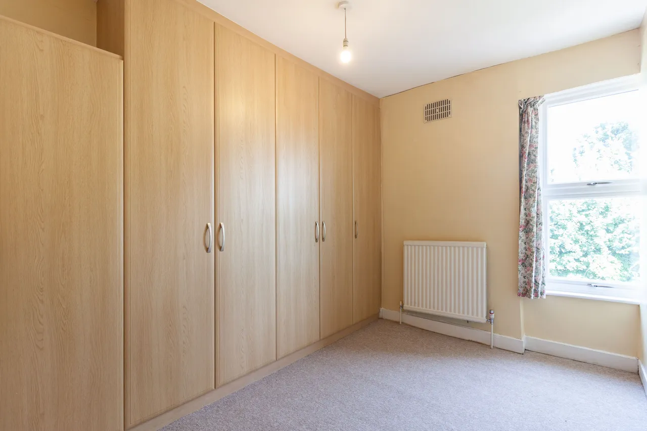 207 Askew Road, London, photo 10