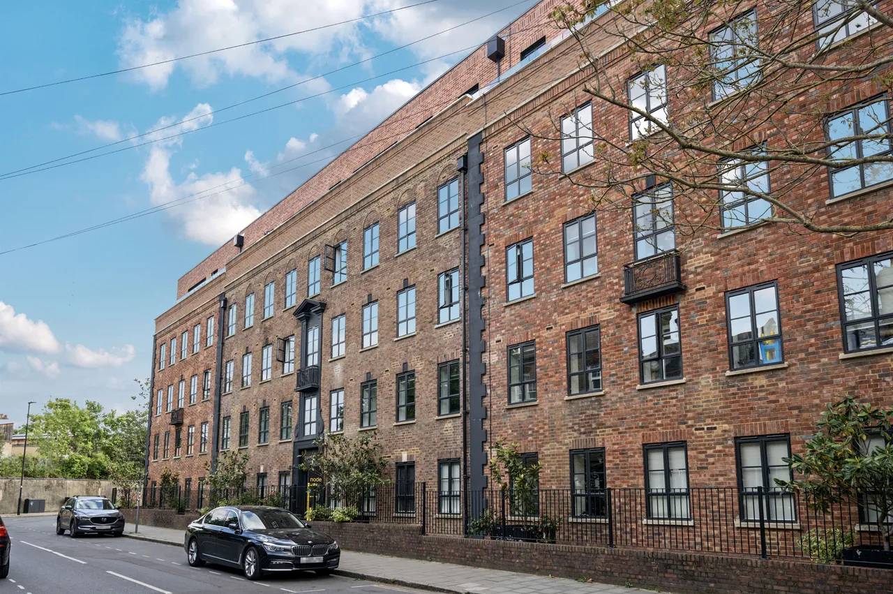 1 bed flat to rent, London, SE24