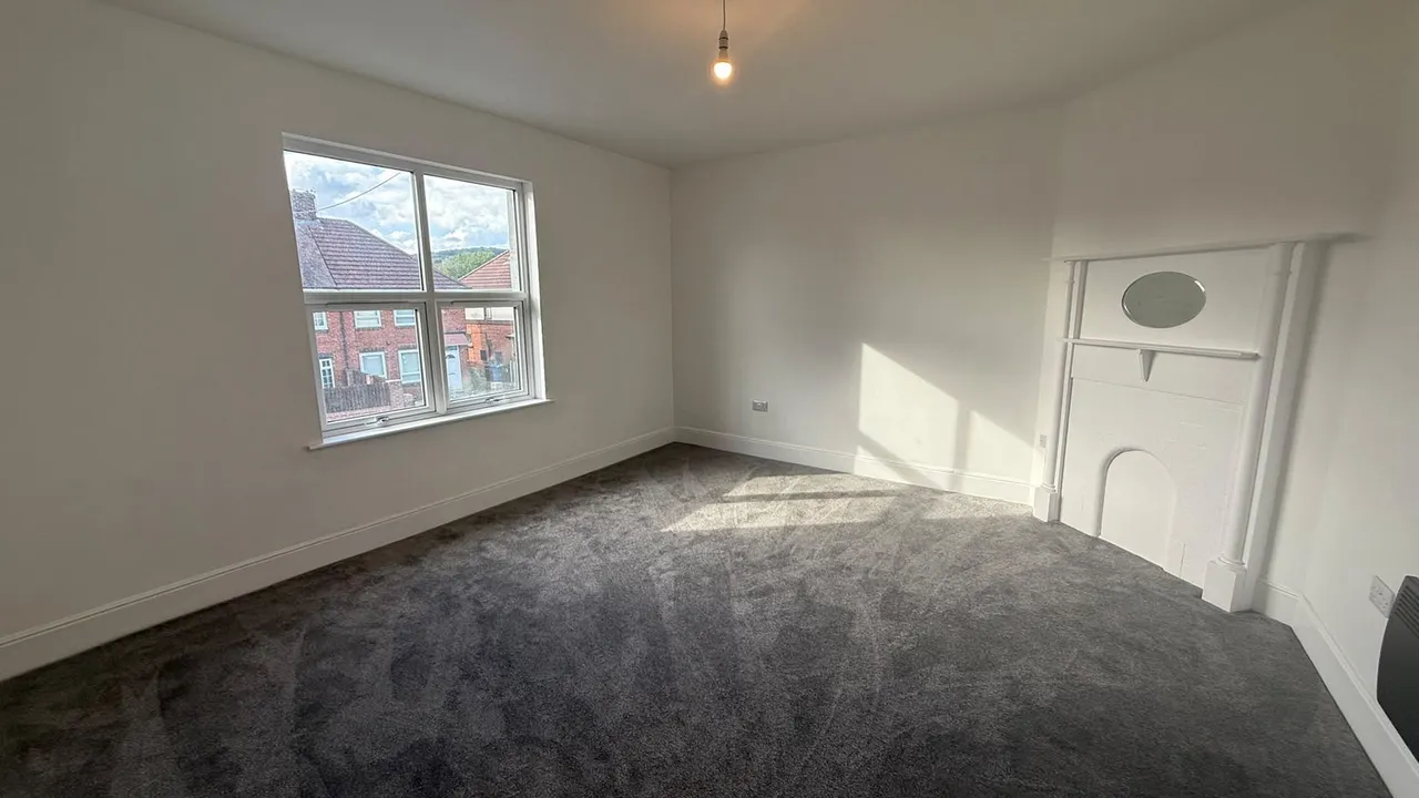 Dykes Lane, Sheffield, S6, photo 3