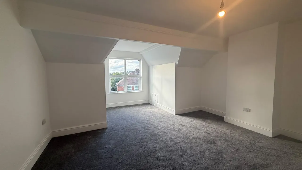 Dykes Lane, Sheffield, S6, photo 5