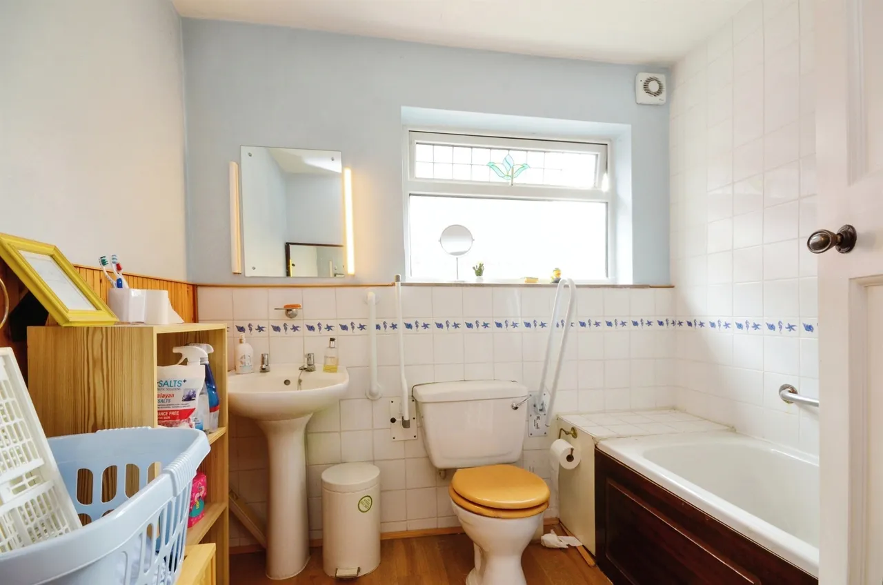 Northwick Park Road, Harrow, photo 11
