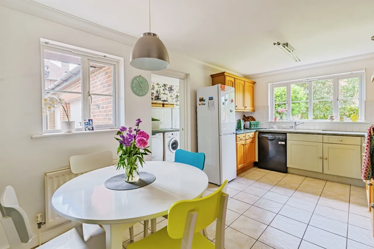 Swan Court, South Chailey, BN8, photo 3