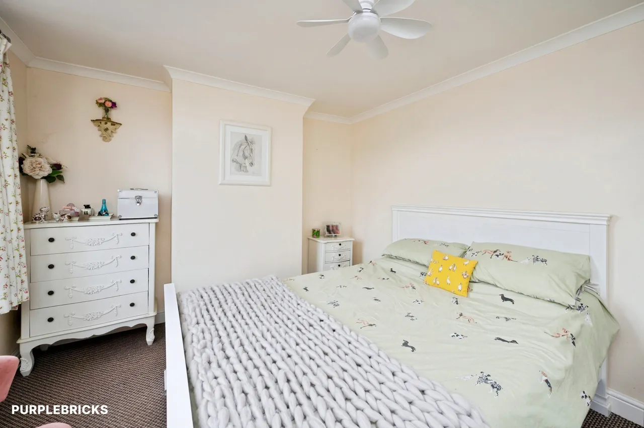 Mansfield Road, Skegby, NG17, photo 12