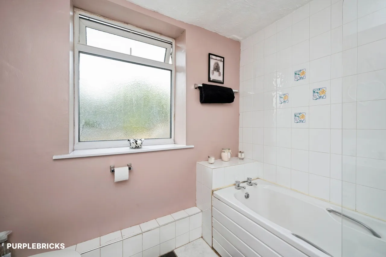 Mansfield Road, Skegby, NG17, photo 15
