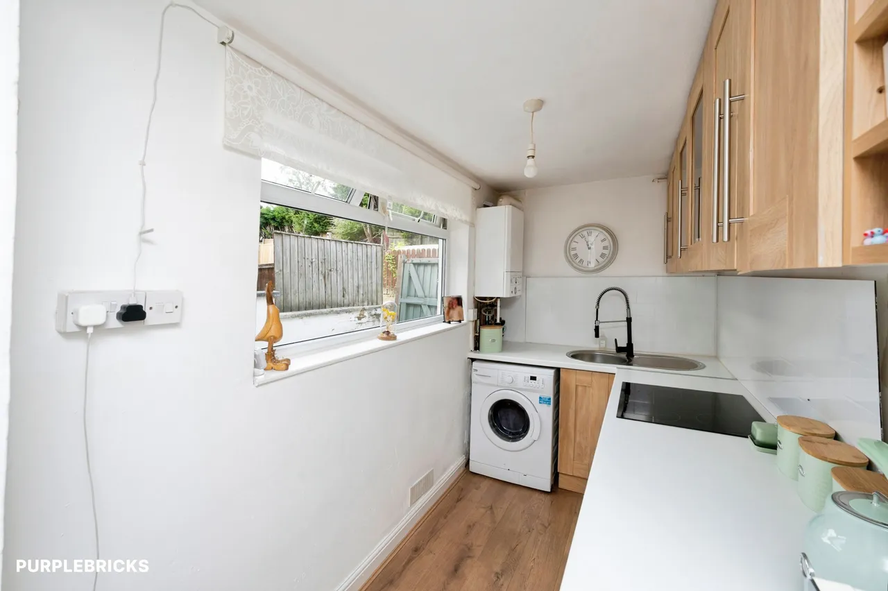 Mansfield Road, Skegby, NG17, photo 6