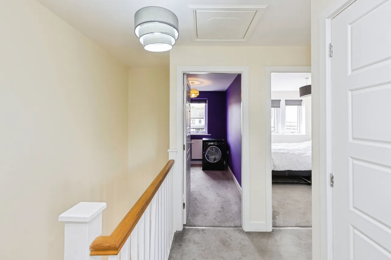 Mill Rise, Huddersfield, photo 9