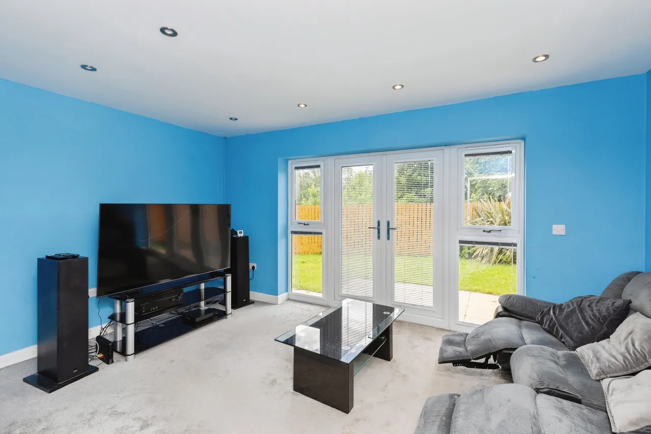 Mill Rise, Huddersfield, photo 3