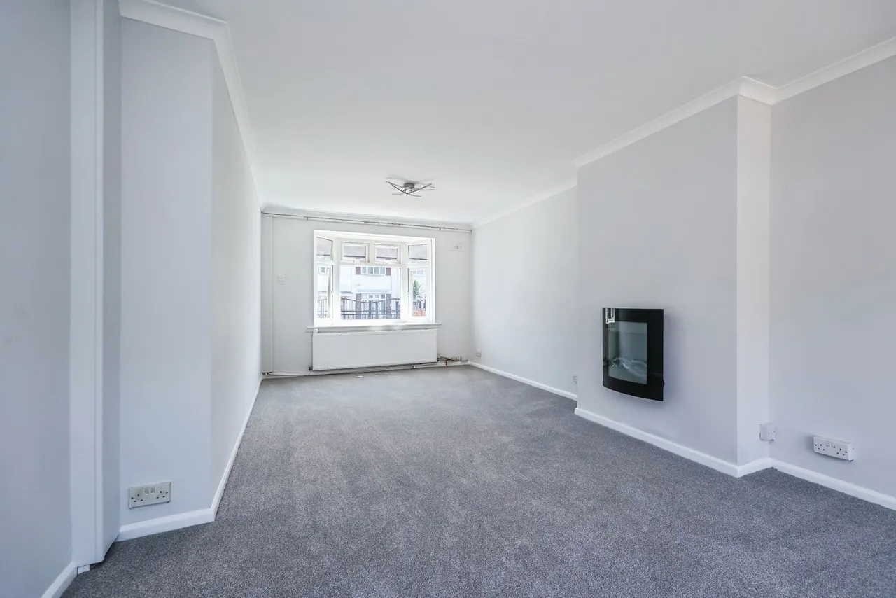 Bransdale Road, Clifton, Nottingham, NG11, photo 10