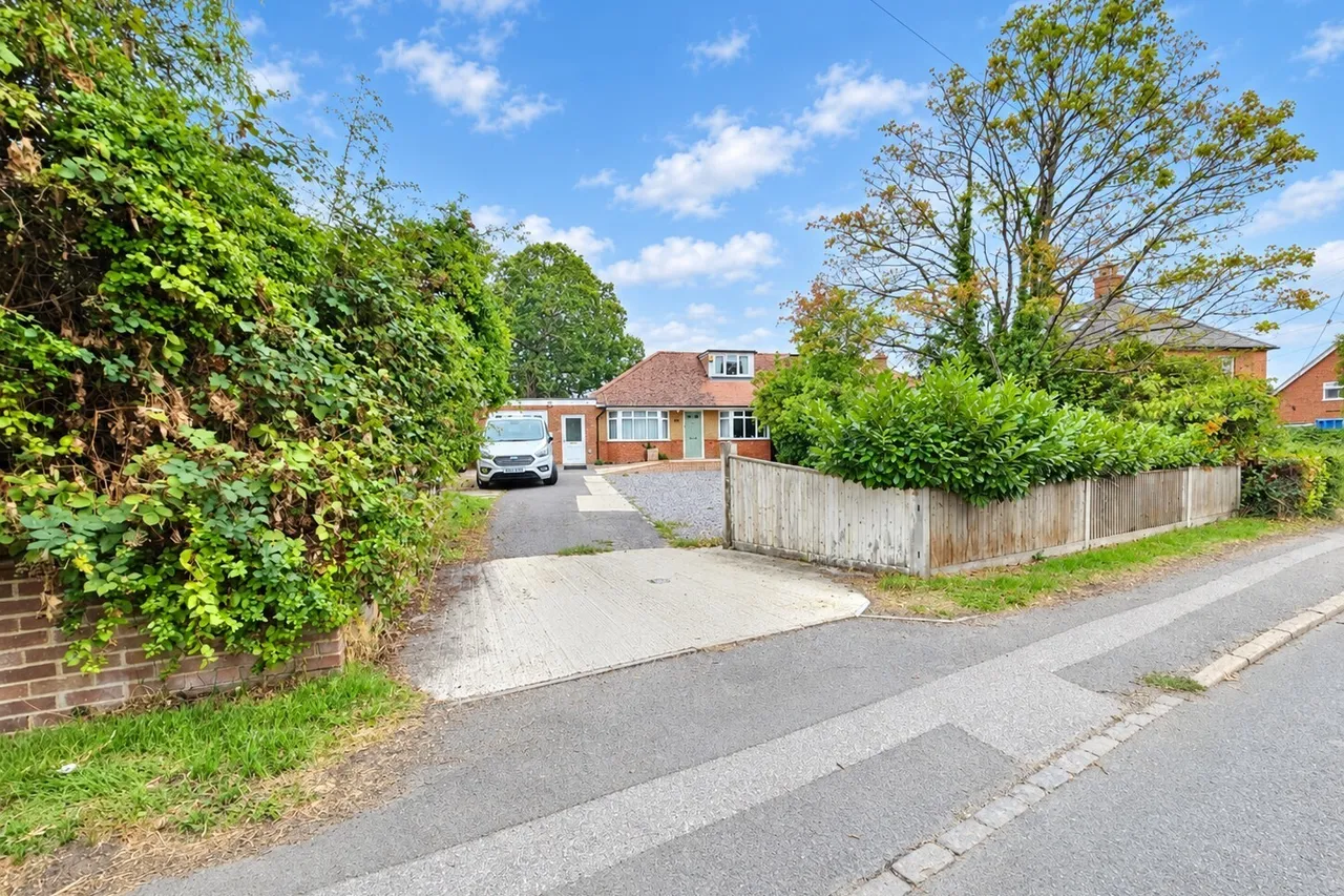 Hyde End Road, Spencers Wood, RG7, photo 16