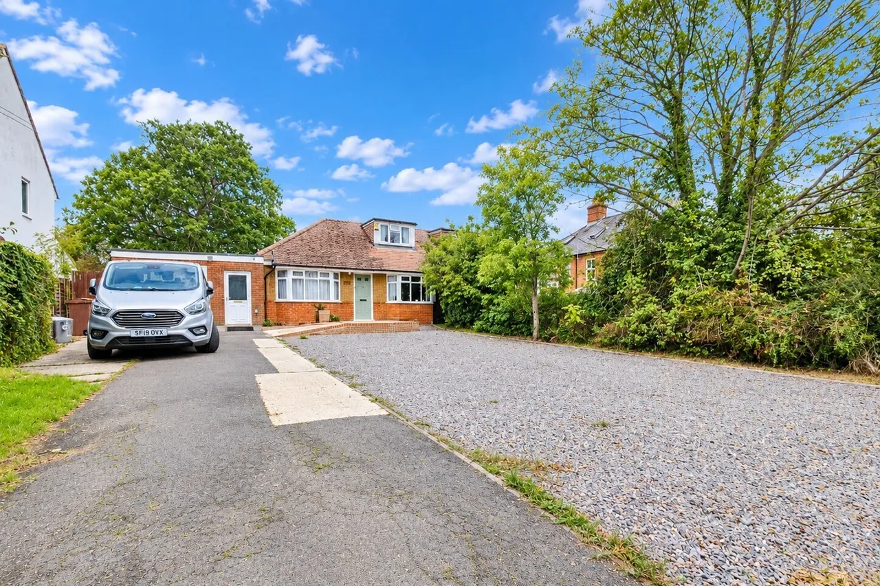 Hyde End Road, Spencers Wood, RG7, photo 17
