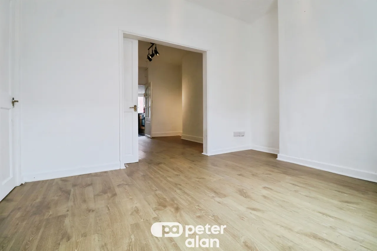 Clifton Street, Cardiff, CF24, photo 5