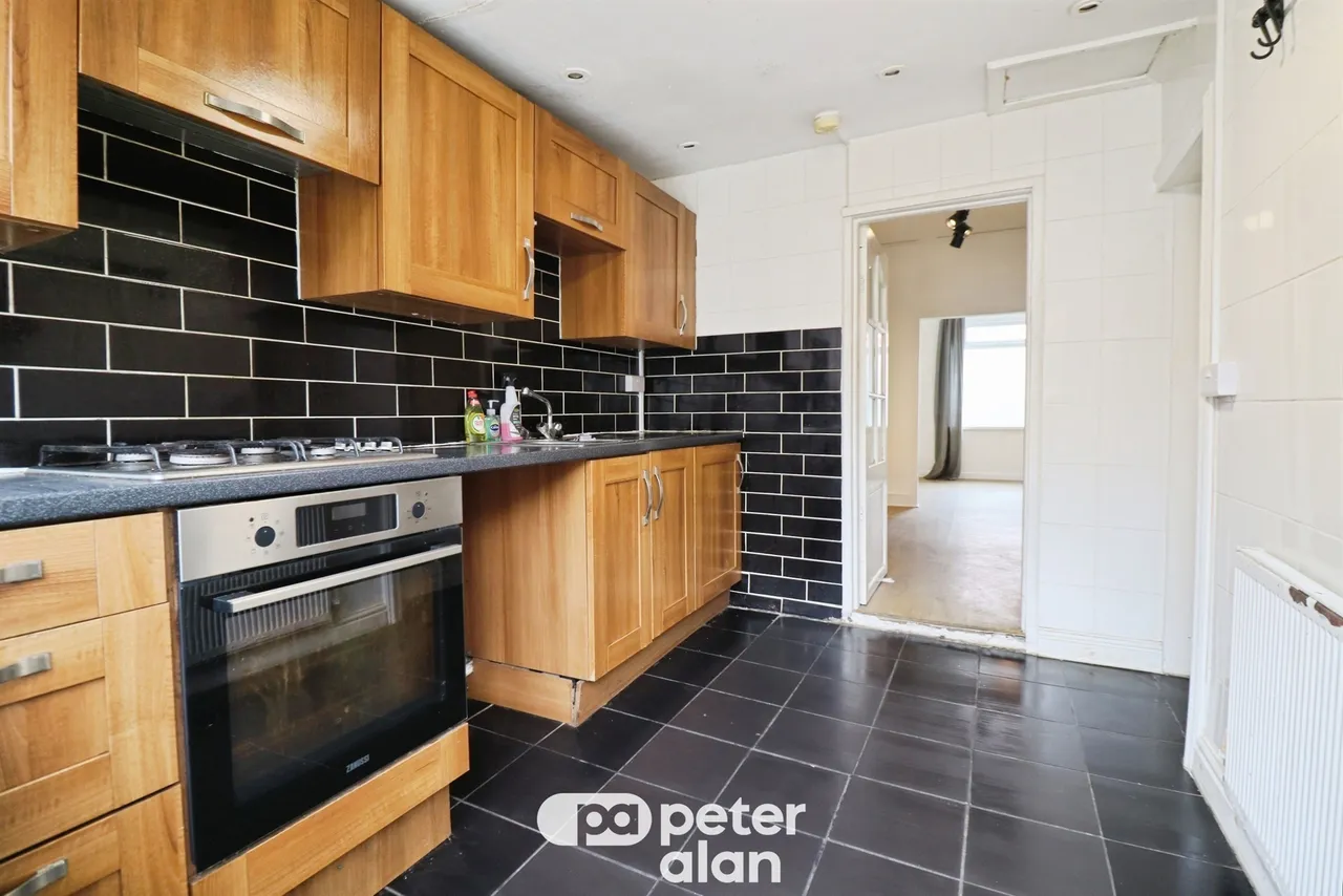 Clifton Street, Cardiff, CF24, photo 2