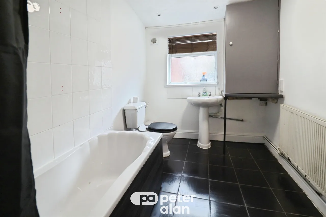 Clifton Street, Cardiff, CF24, photo 12