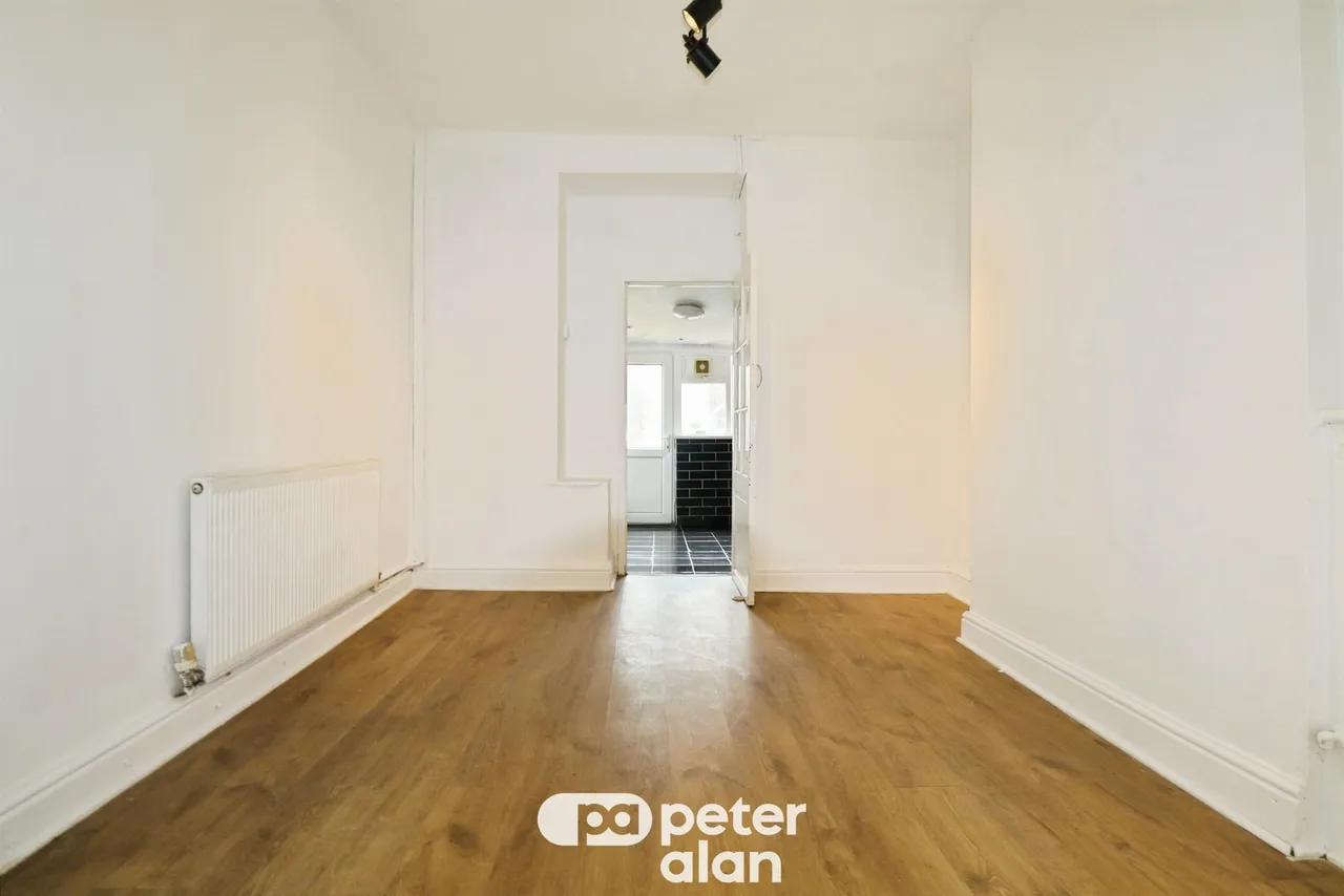 Clifton Street, Cardiff, CF24, photo 6