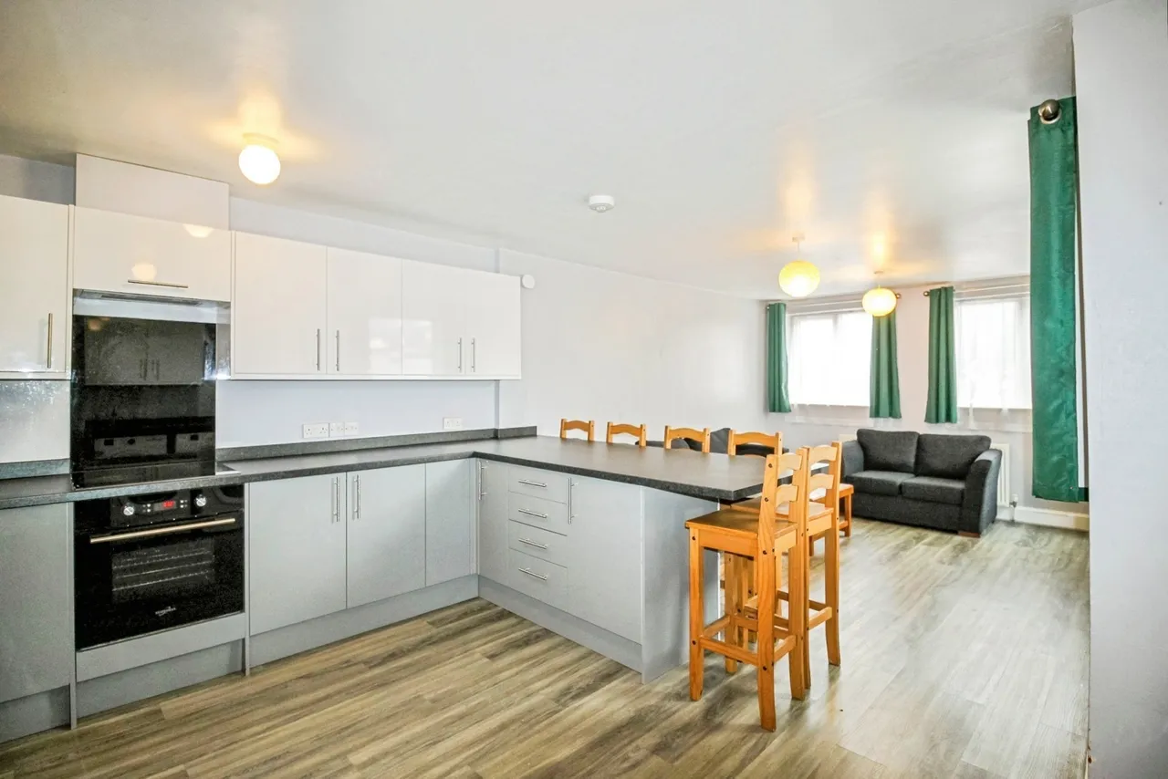 Cossack Green, Southampton, SO14, photo 2