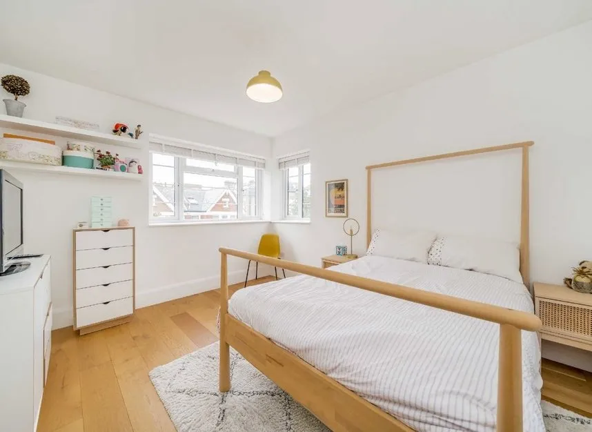 Clapham Road, Stockwell, SW9, photo 6