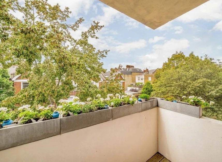Clapham Road, Stockwell, SW9, photo 8