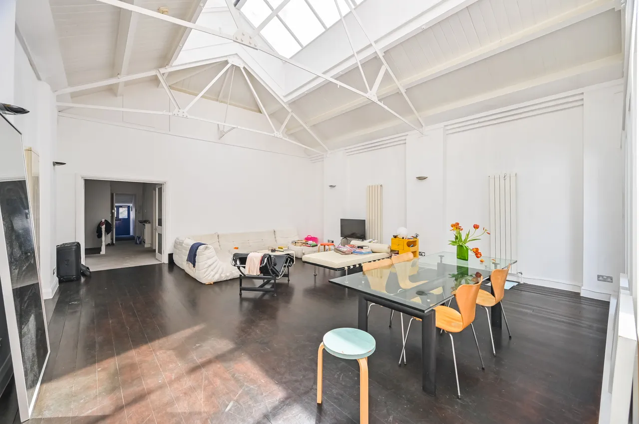 4 Terretts Place, London, photo 12