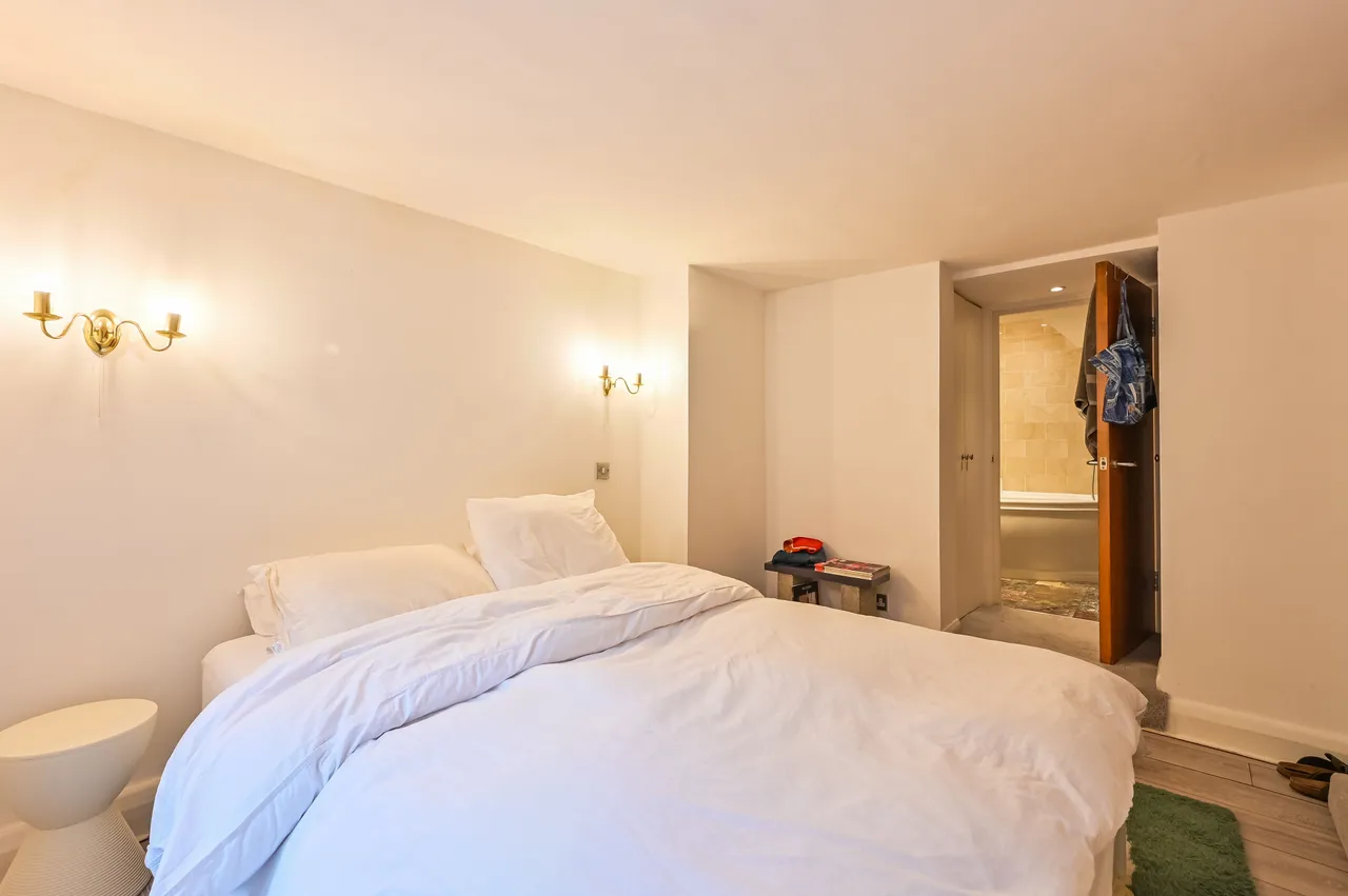 4 Terretts Place, London, photo 9