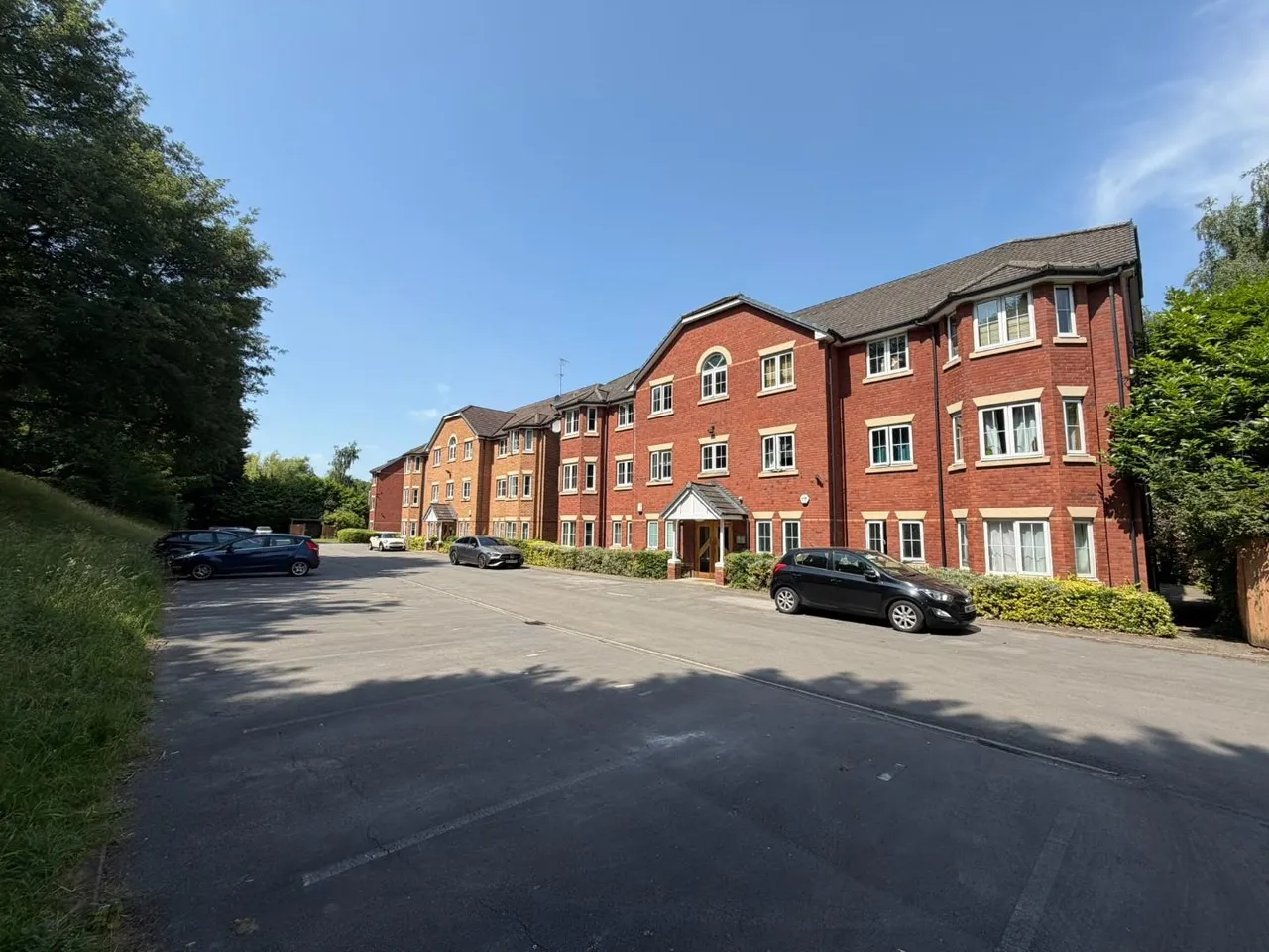 Chelsfield Grove, Chorlton, M21, photo 6