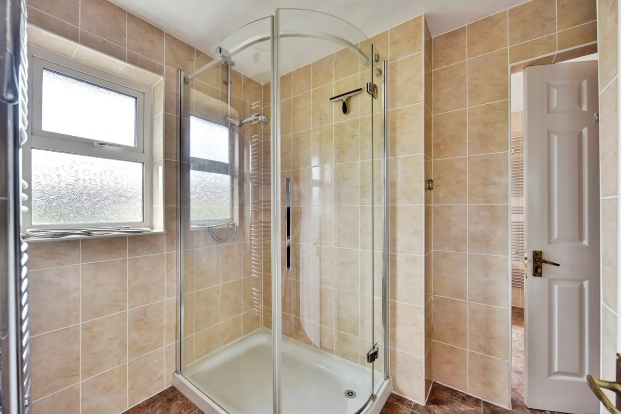 Shepherds Gate Drive, Weavering, ME14, photo 10