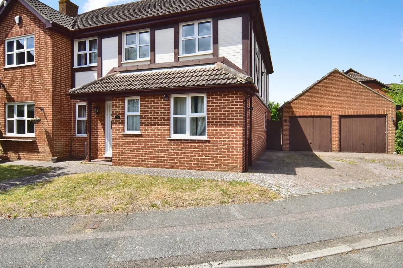 4 bed house for sale, Shepherds Gate Drive, Weavering, ME14