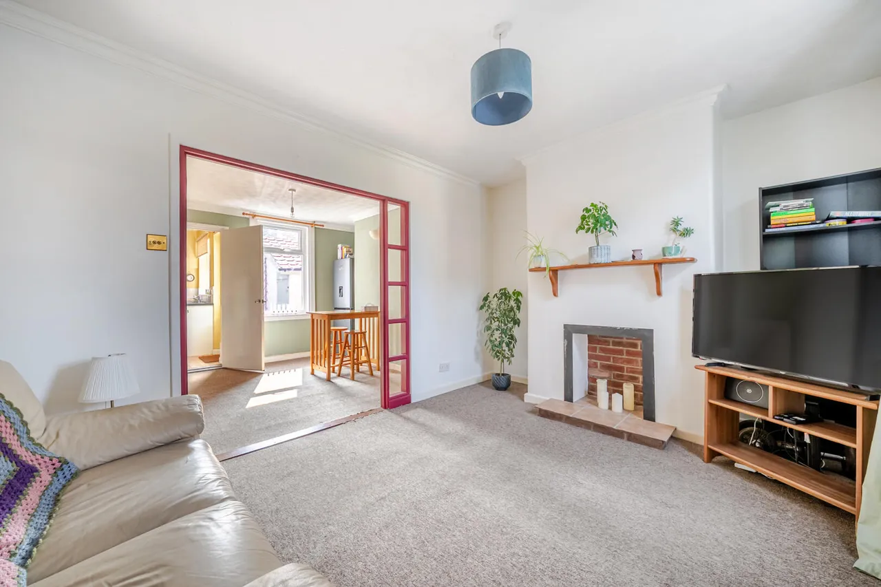 Forefield Terrace, Rowde, SN10, photo 5