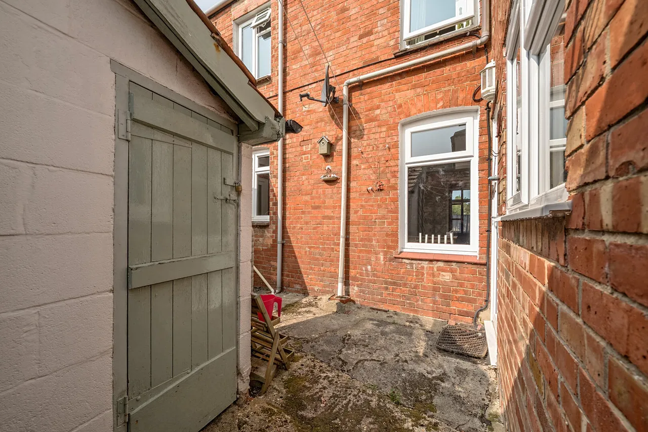 Forefield Terrace, Rowde, SN10, photo 9