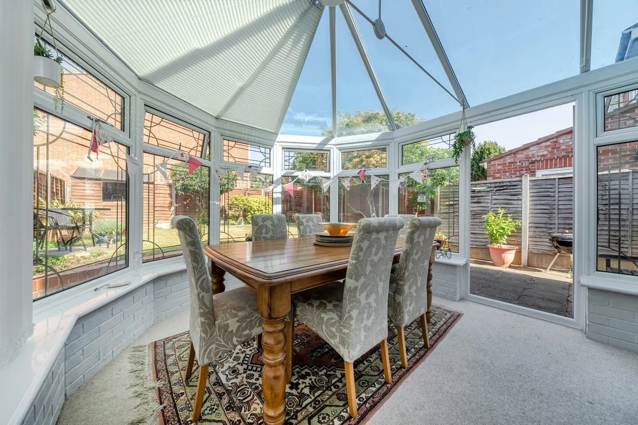 Elmbourne Drive, DA17, photo 4