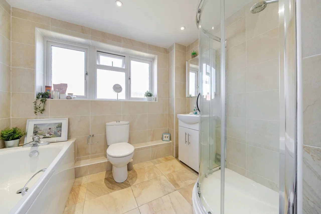 Elmbourne Drive, DA17, photo 15