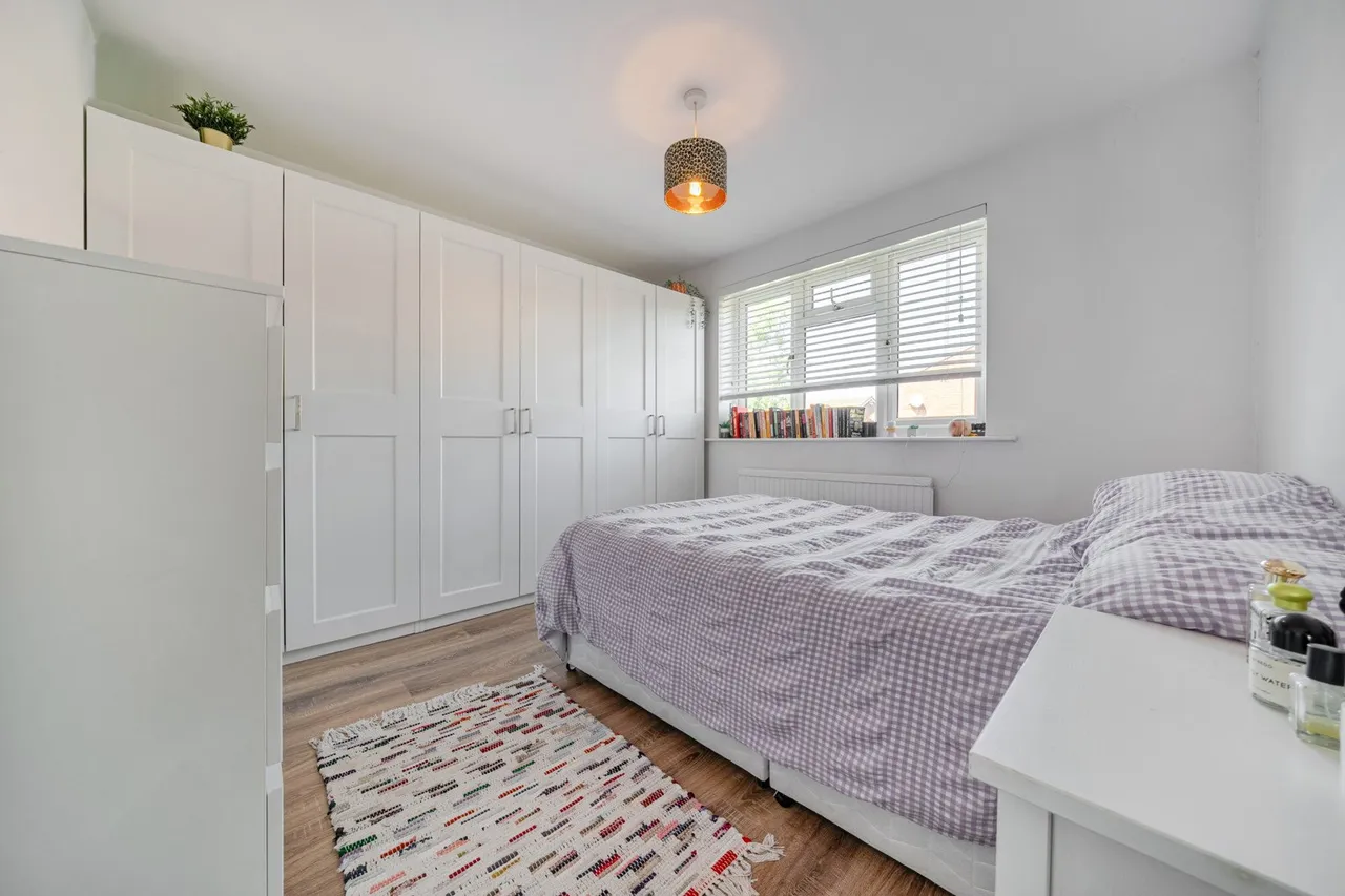 Elmbourne Drive, DA17, photo 3