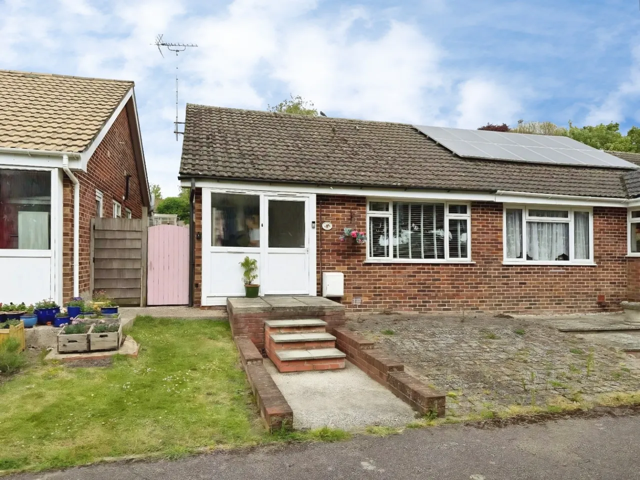 2 bed house for sale, Ethelburga Drive, Lyminge, CT18
