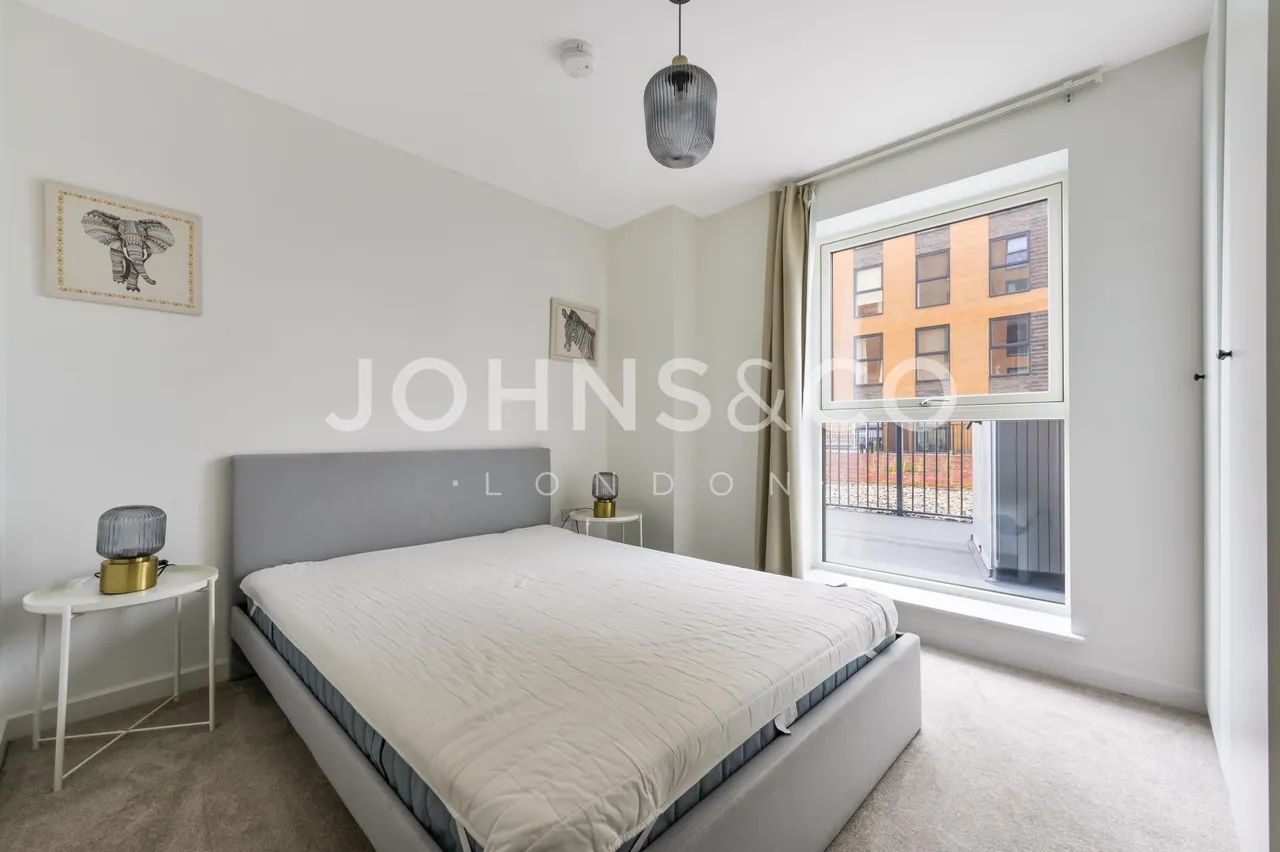 Tabbard Apartments, W3, photo 3
