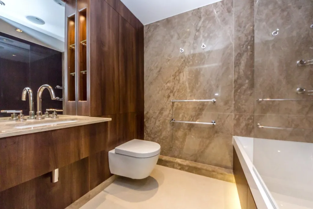 Kew Bridge Road, Brentford, TW8, photo 4