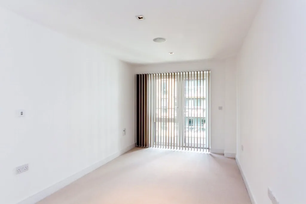 Kew Bridge Road, Brentford, TW8, photo 6