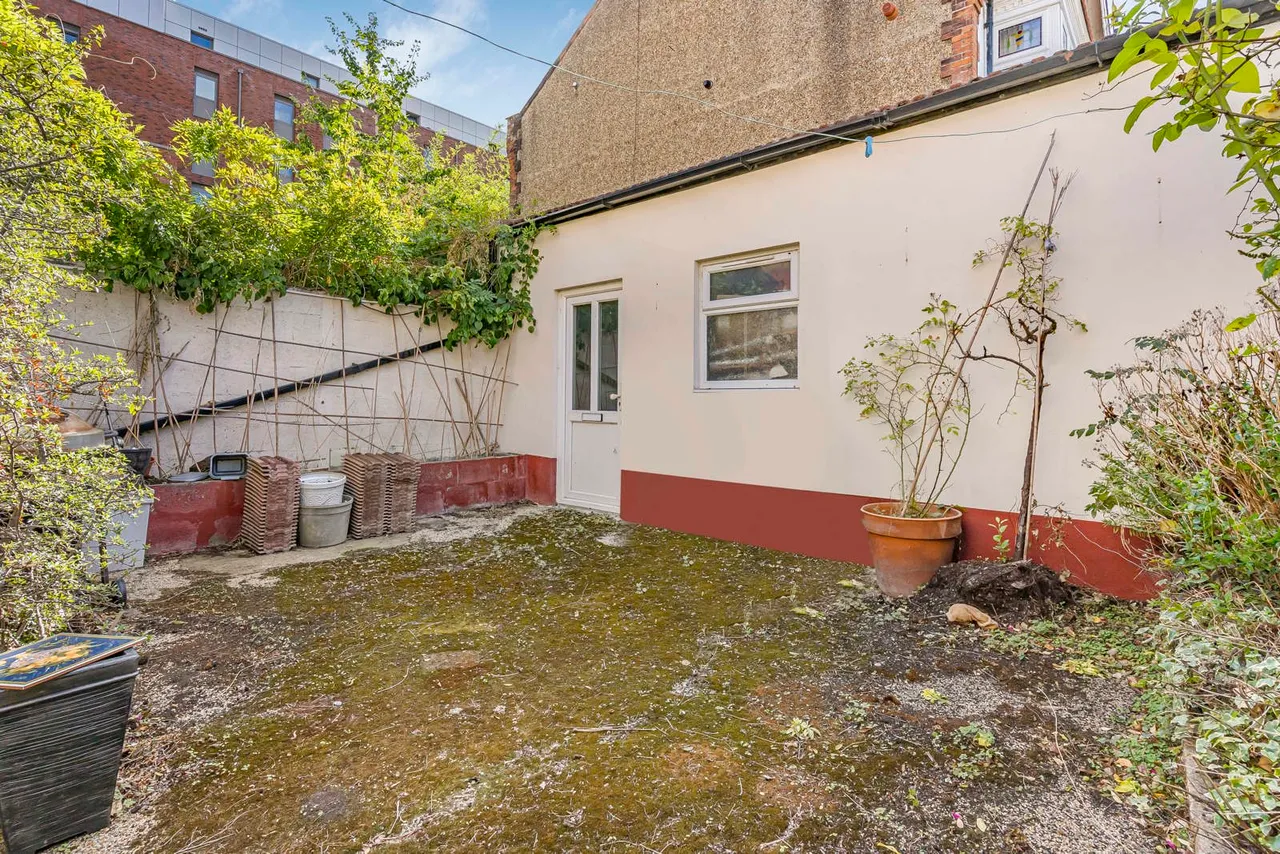 Sudbourne Road, London, SW2, photo 21