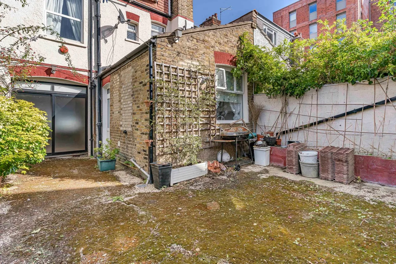 Sudbourne Road, London, SW2, photo 8