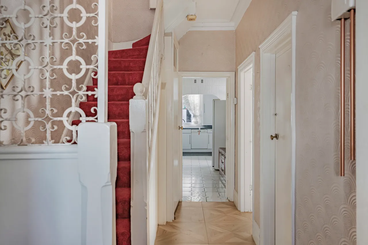 Sudbourne Road, London, SW2, photo 20