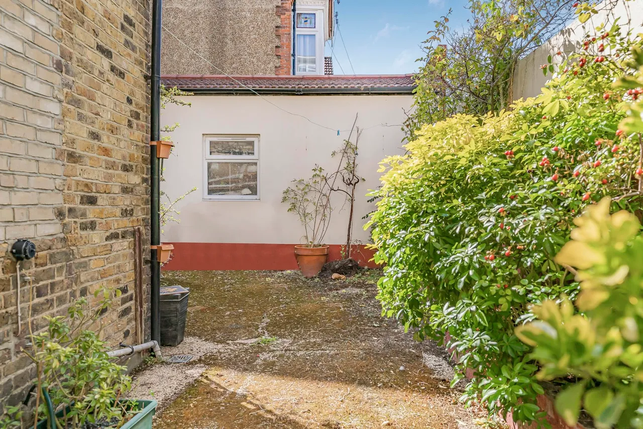 Sudbourne Road, London, SW2, photo 9