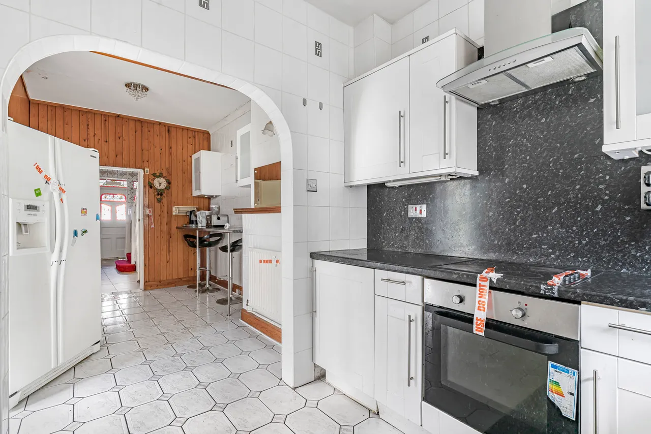 Sudbourne Road, London, SW2, photo 12