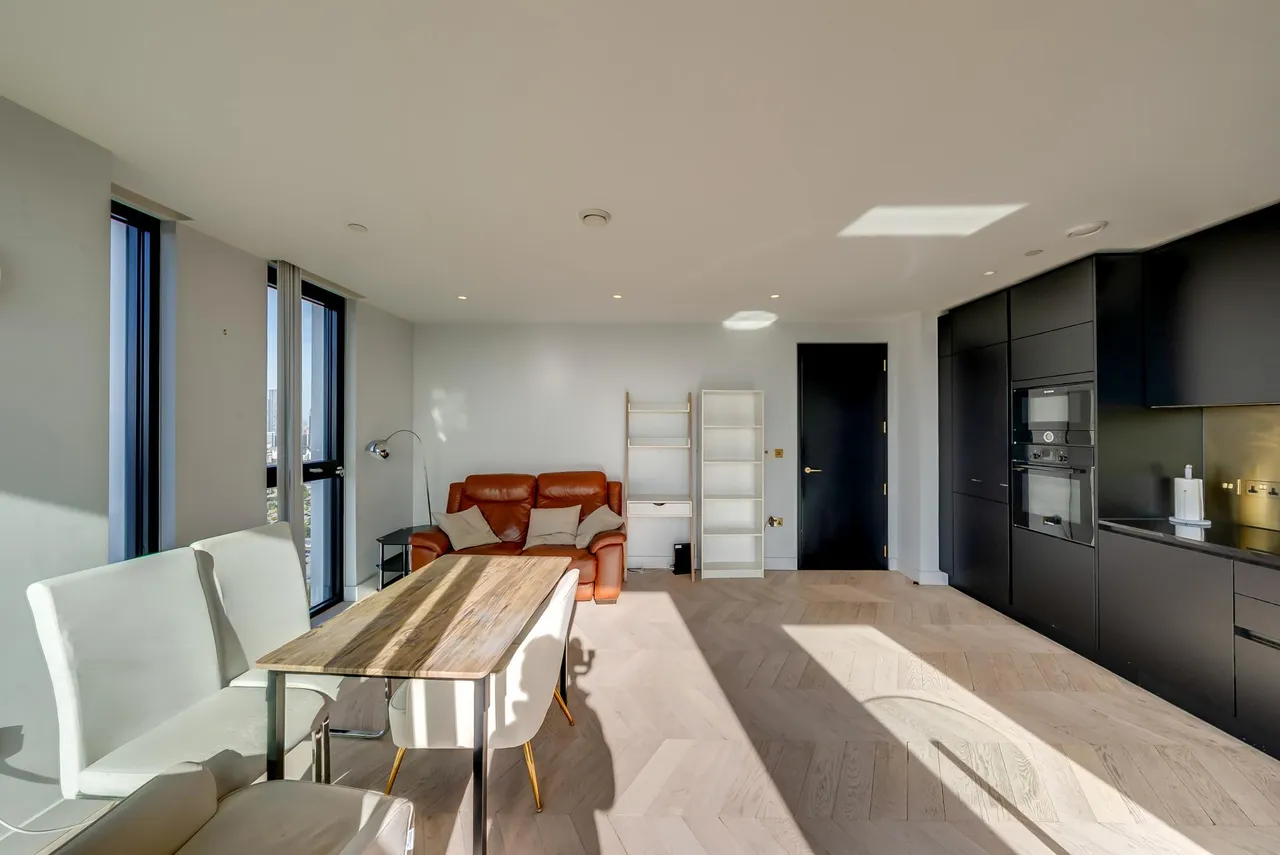 Tidemill Square, London, SE10, photo 2