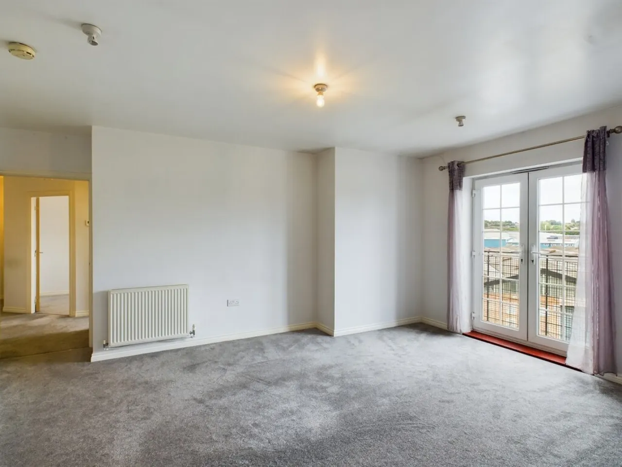 2 bed flat to rent, Alfreton Road, DE21