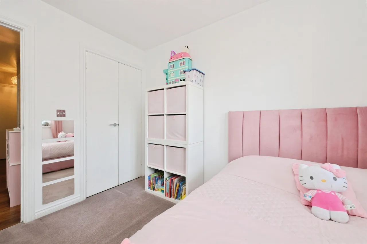 Taverners Way, Hoddesdon, photo 8