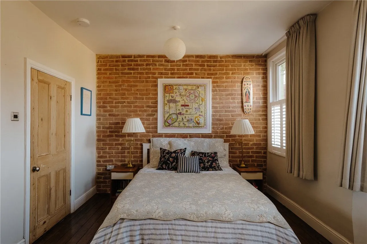 Dowsett Road, London, N17, photo 13